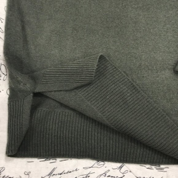 Sweet Romeo Modern Girl Crew Neck Sweater - Picture 4 of 4